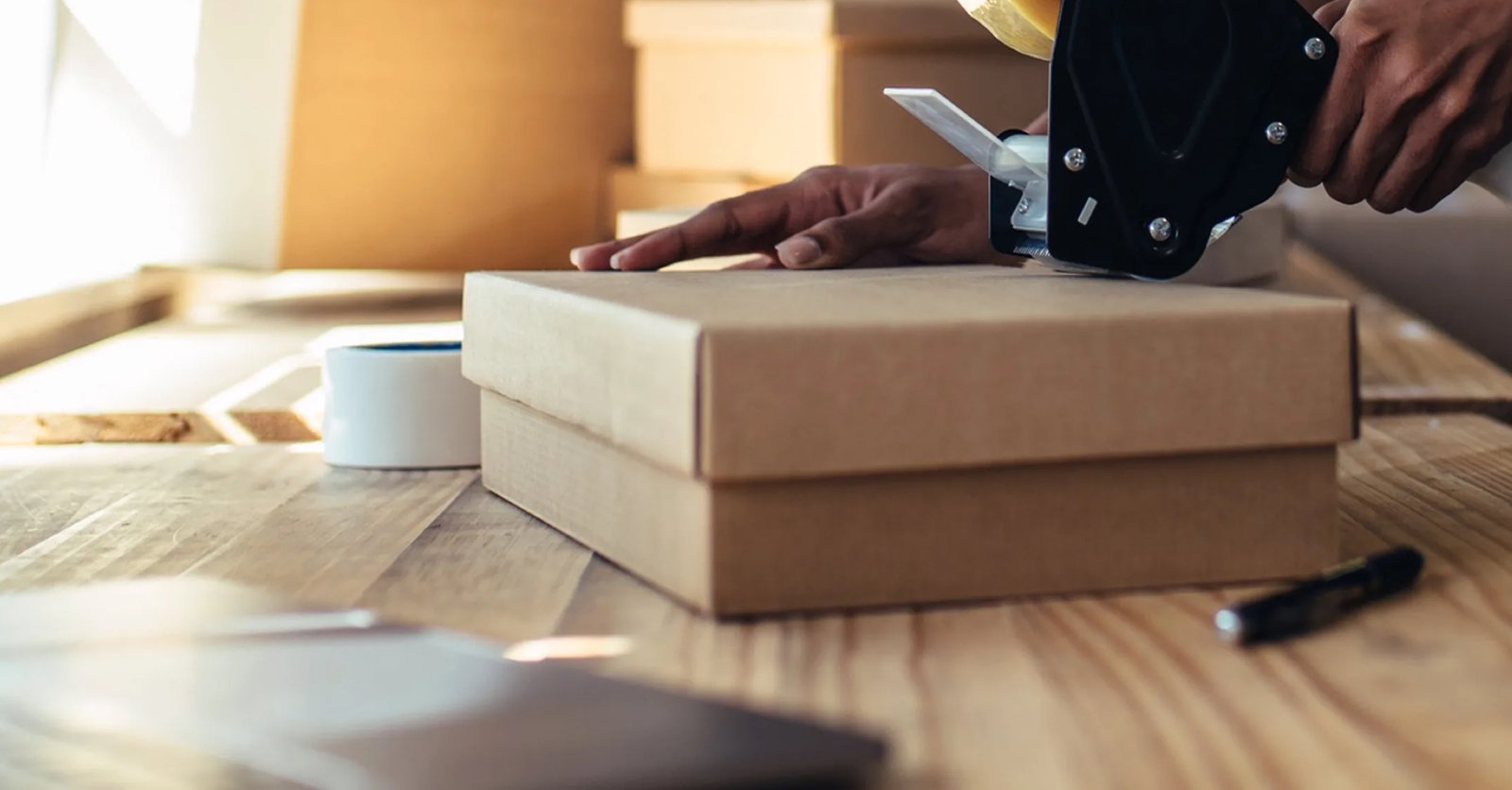 Seven Holiday Shipping Strategies to Increase Sales